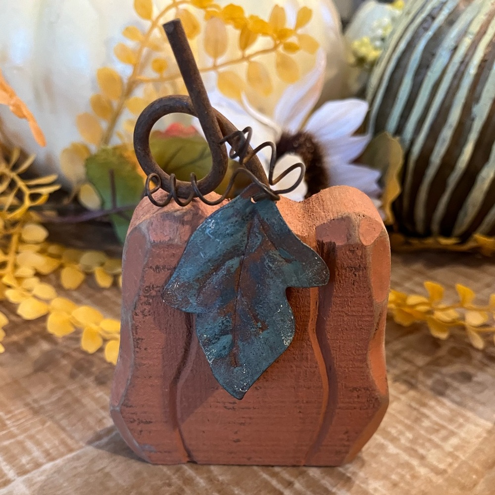 Rustic Wooden Pumpkin Decor, Set of 3 - Picture 3 of 6